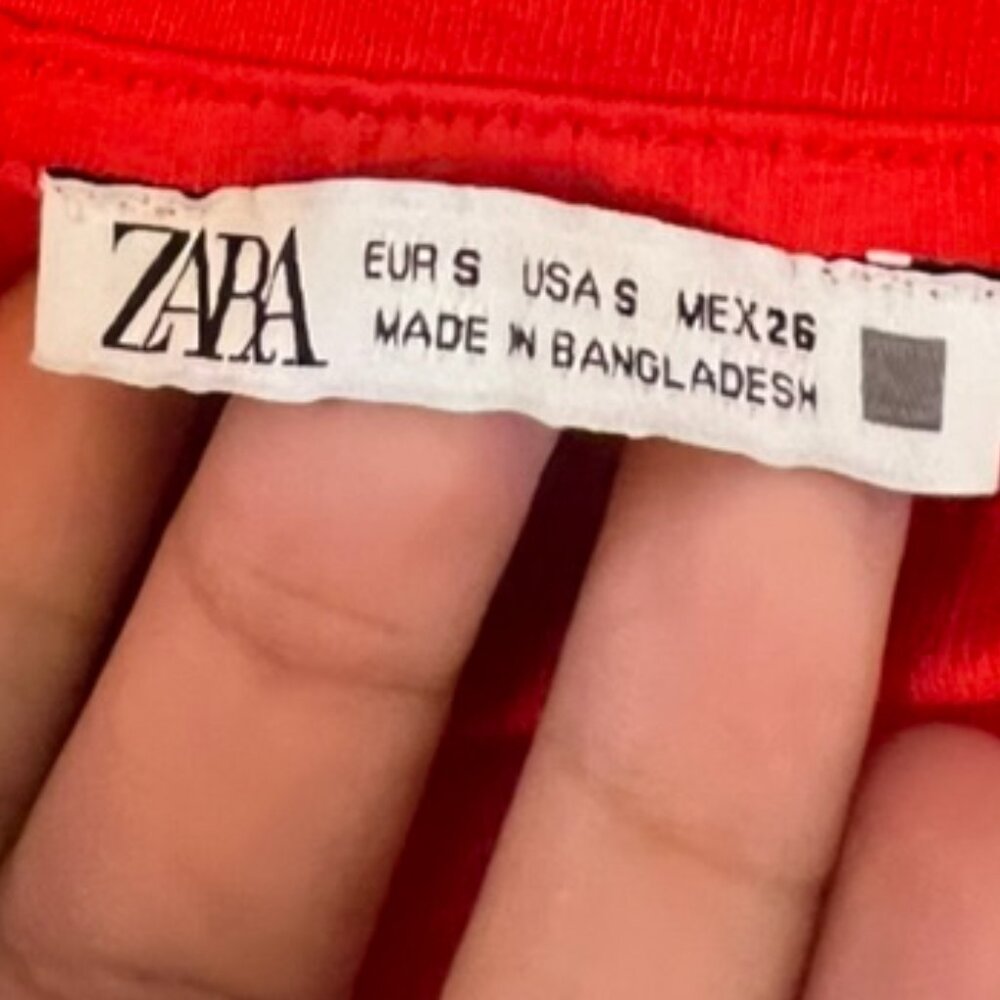 Zara Ruched Muscle Tee - Picture 3 of 5